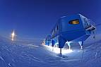 Moving_Halley_Research_Station_at_night_3.jpg